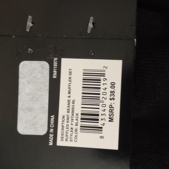 𝅺tahari Hat & Infinity Loop - Picture 5 of 7